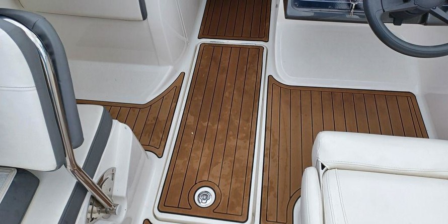 Bayliner VR5 BOWRIDER