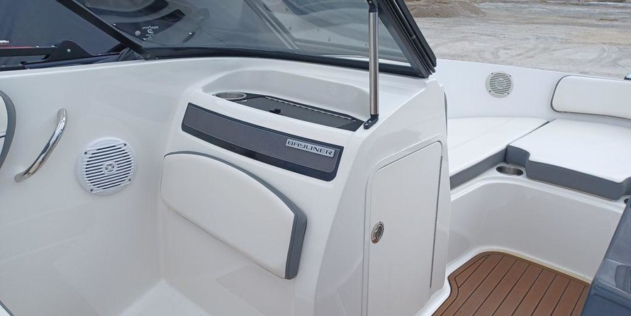 Bayliner VR5 BOWRIDER