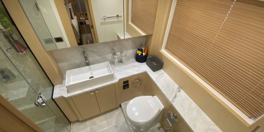 Sunseeker Predator 68