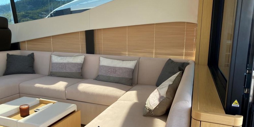 Sunseeker Predator 68