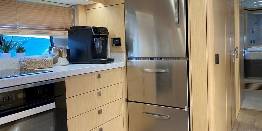 Sunseeker Predator 68