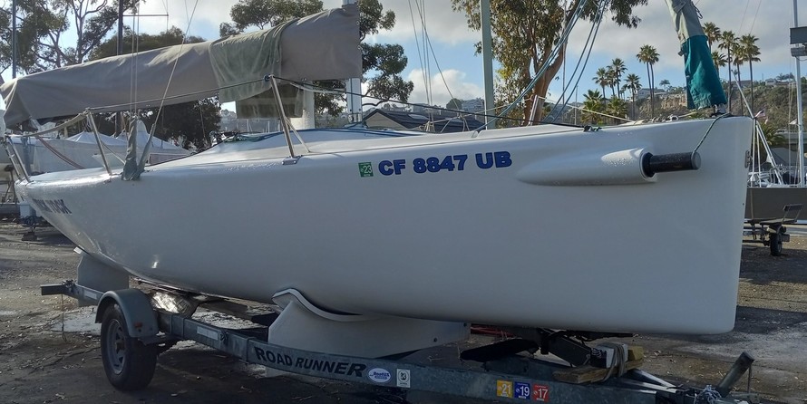 Ferretti Custom 22.74ft