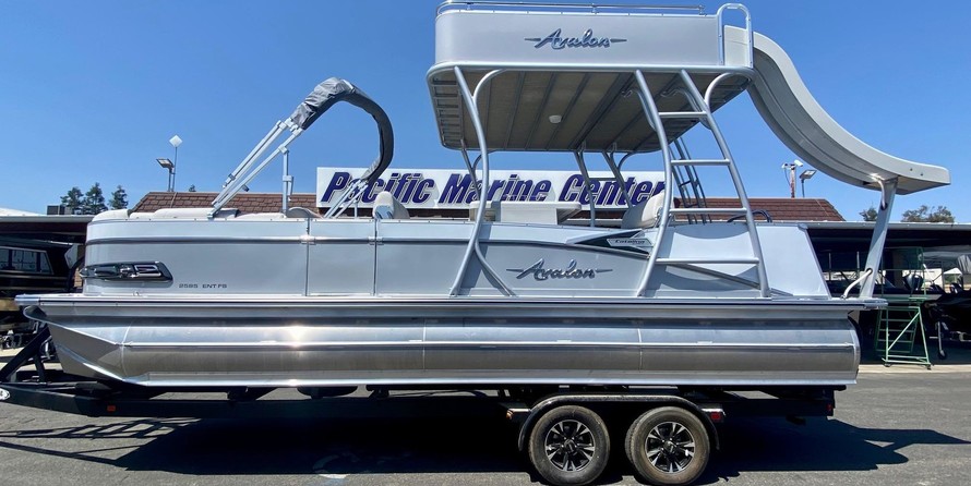 Avalon catalina 25 rf