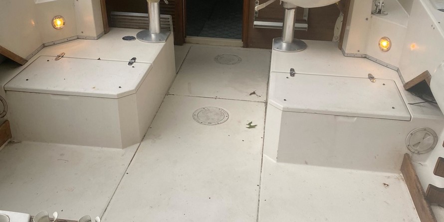 Grady-White Seafarer 228