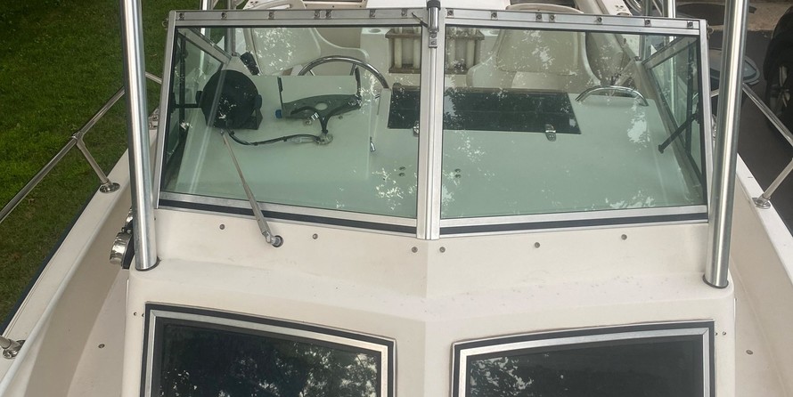 Grady-White Seafarer 228