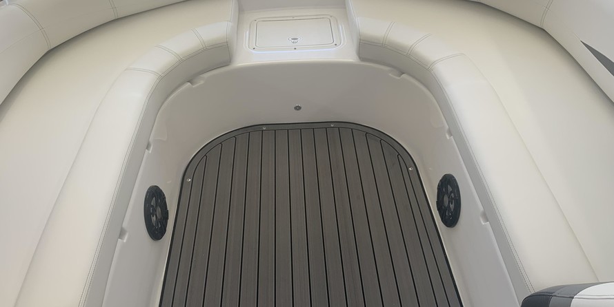 Hurricane 201 sundeck sport