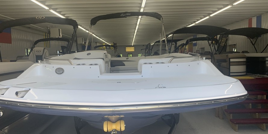 Hurricane 201 sundeck sport