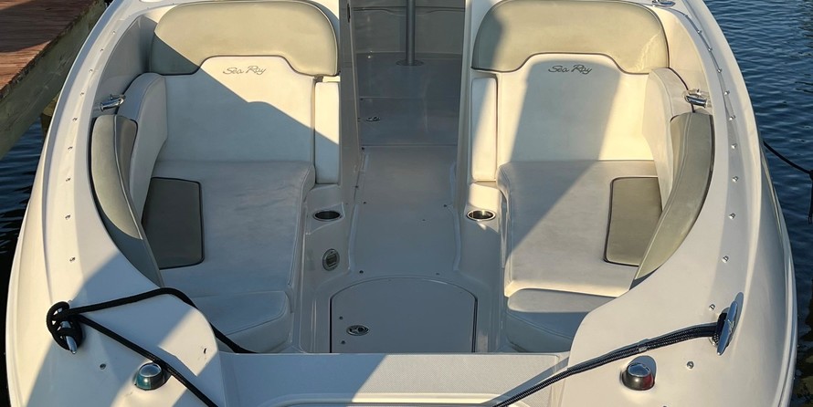 Sea Ray 260 Sundeck