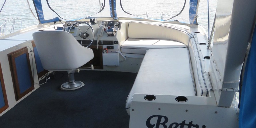 Bluewater yachts 42 coastal cruiser