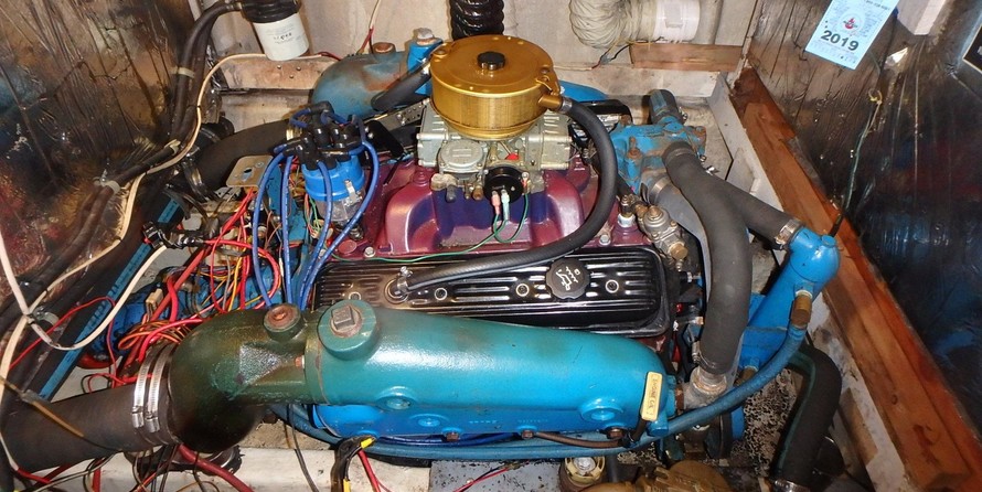 Bluewater yachts 42 coastal cruiser