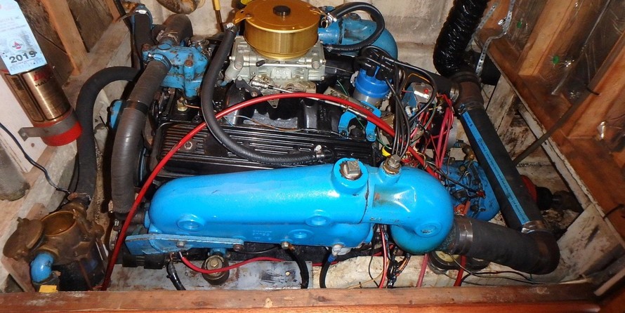 Bluewater yachts 42 coastal cruiser