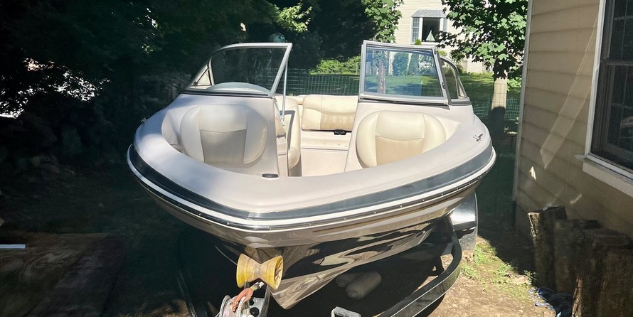 Tracker Tahoe