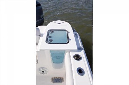 228 Sea Fox Commander