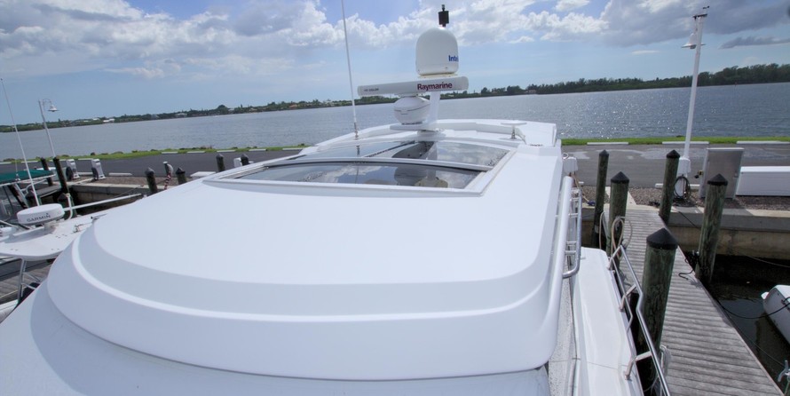 Cruisers Yachts 48 Cantius