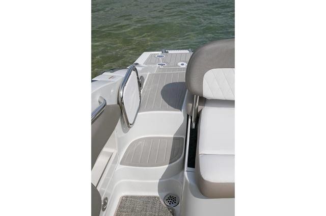 Crownline E 255