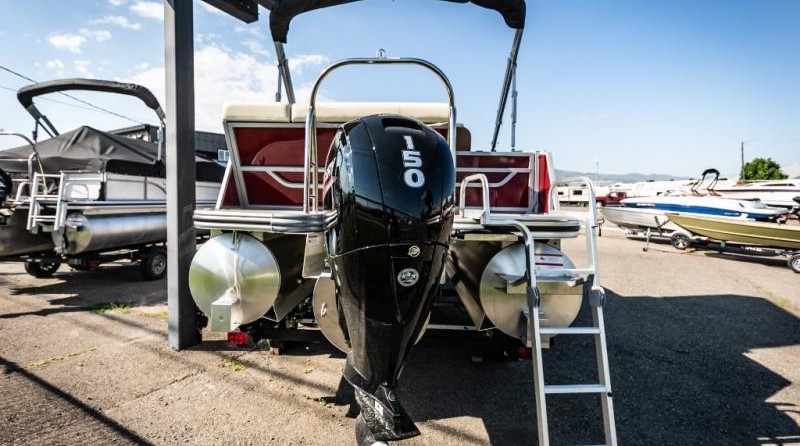 Lowe SS270 Extended Walk Thru