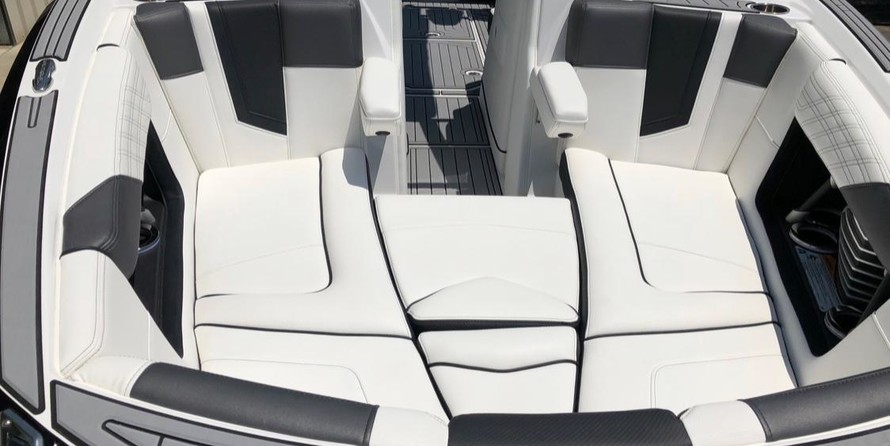 Super Air Nautique G23