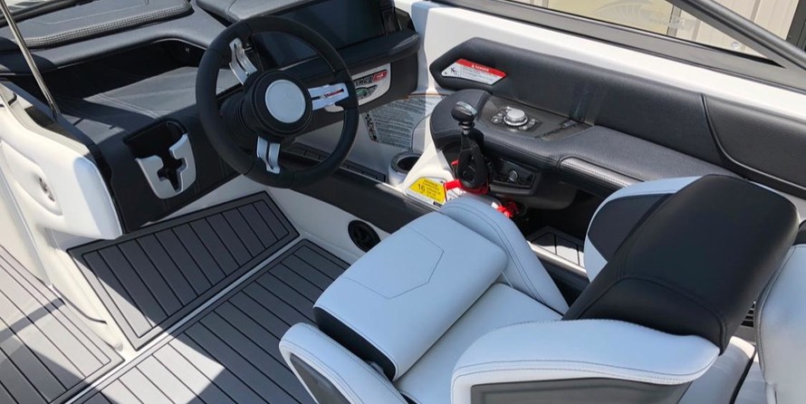 Super Air Nautique G23