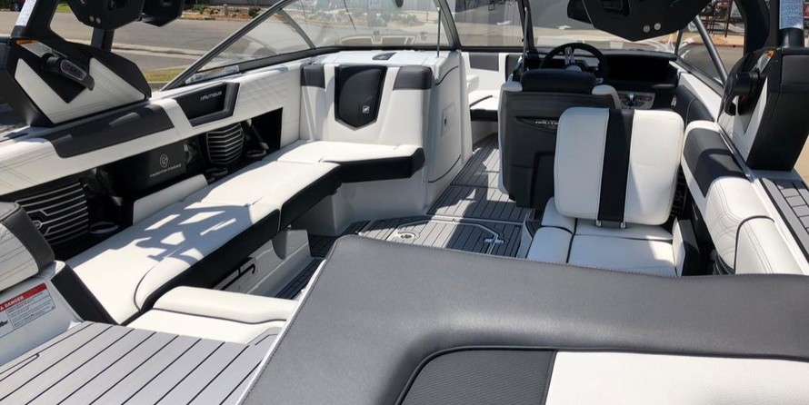 Super Air Nautique G23