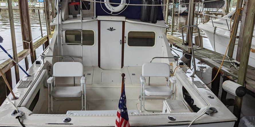 Bertram 28
