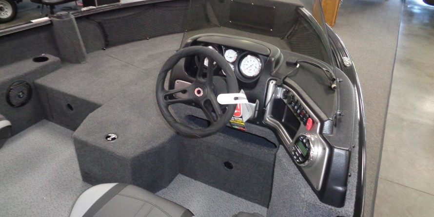 Lund Boats 1775 Impact SS