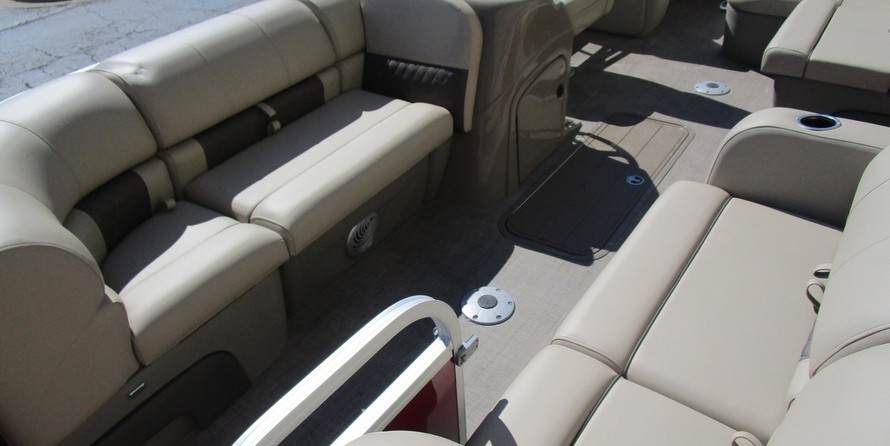 Sun Tracker Party Barge 22 XP3