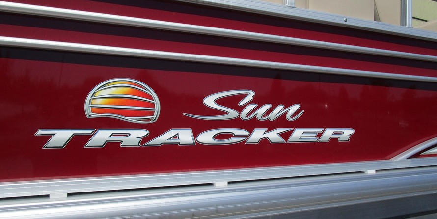 Sun Tracker Party Barge 22 XP3