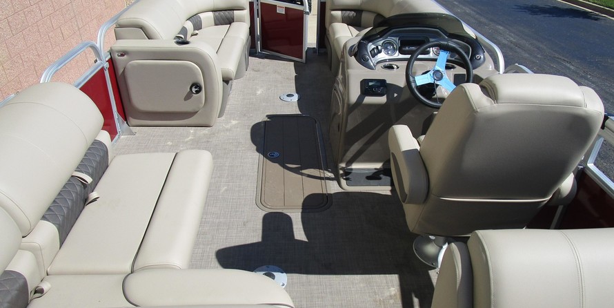 Sun Tracker Party Barge 22 XP3