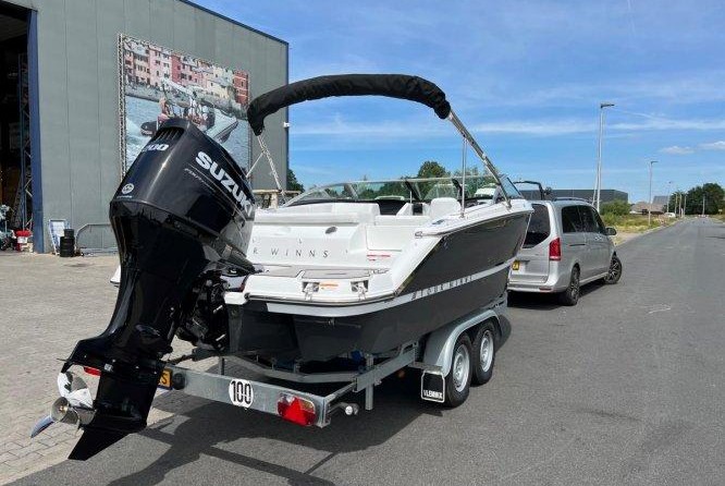 FOUR WINNS MODEL 2022) H1 OUTBOARD 21ft.
