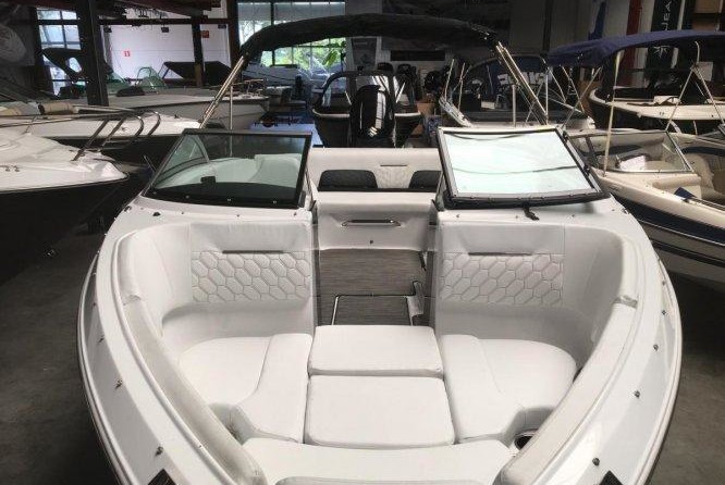 FOUR WINNS MODEL 2022) H1 OUTBOARD 21ft.
