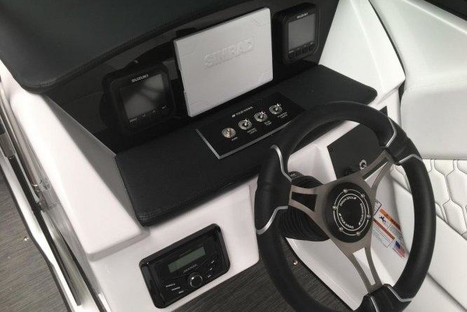 FOUR WINNS MODEL 2022) H1 OUTBOARD 21ft.