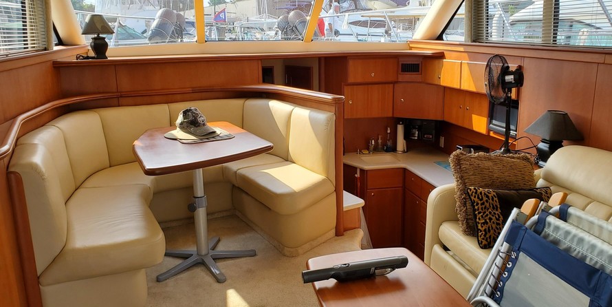 Silverton 42 Convertible