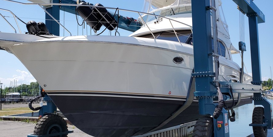 Silverton 42 Convertible