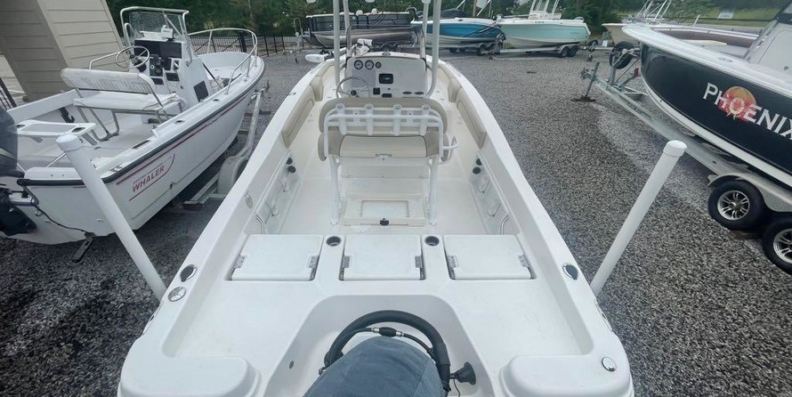 Nauticstar 231