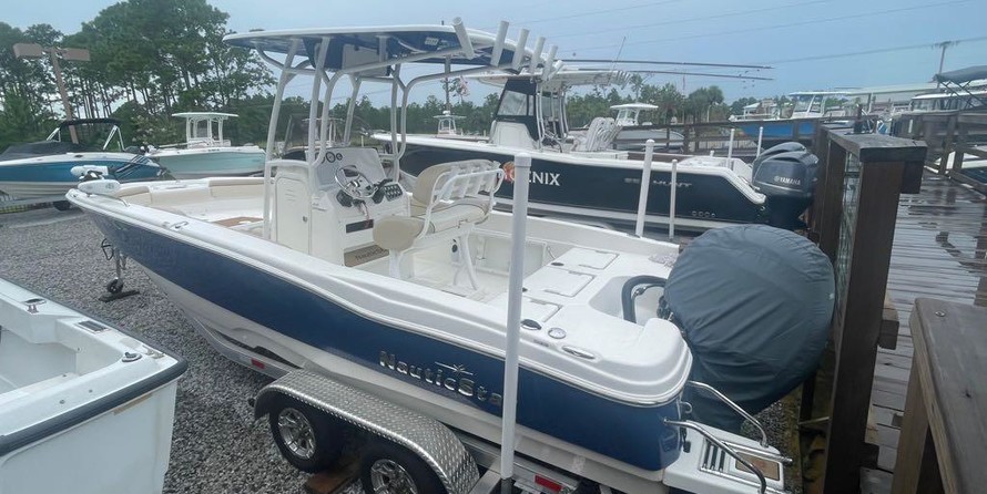 Nauticstar 231