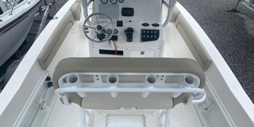Nauticstar 231