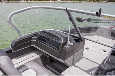 Crestliner 1750 Fish Hawk