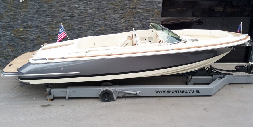 Chris-Craft Launch 27