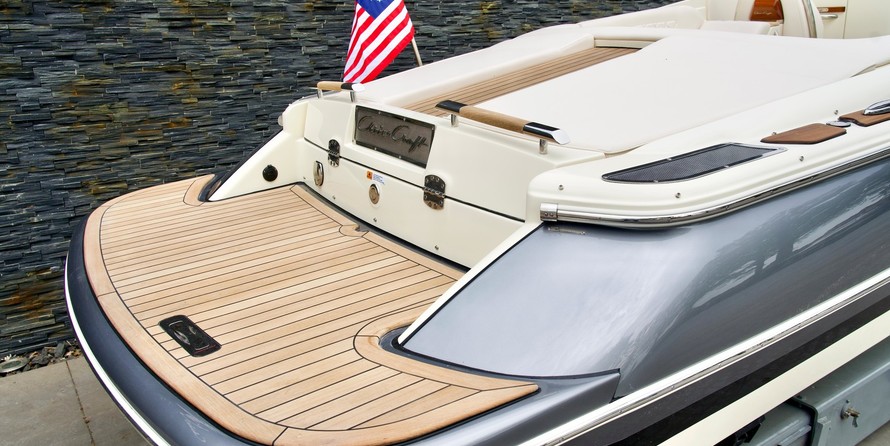 Chris-Craft Launch 27