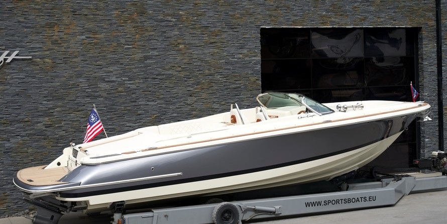 Chris-Craft Launch 27