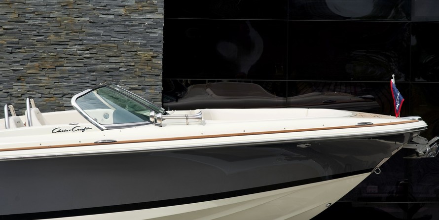 Chris-Craft Launch 27