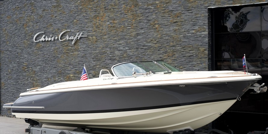 Chris-Craft Launch 27