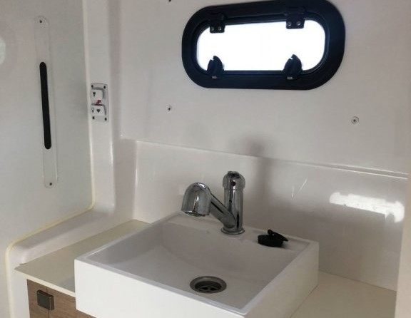 Bali catamarans 4.0 lounge