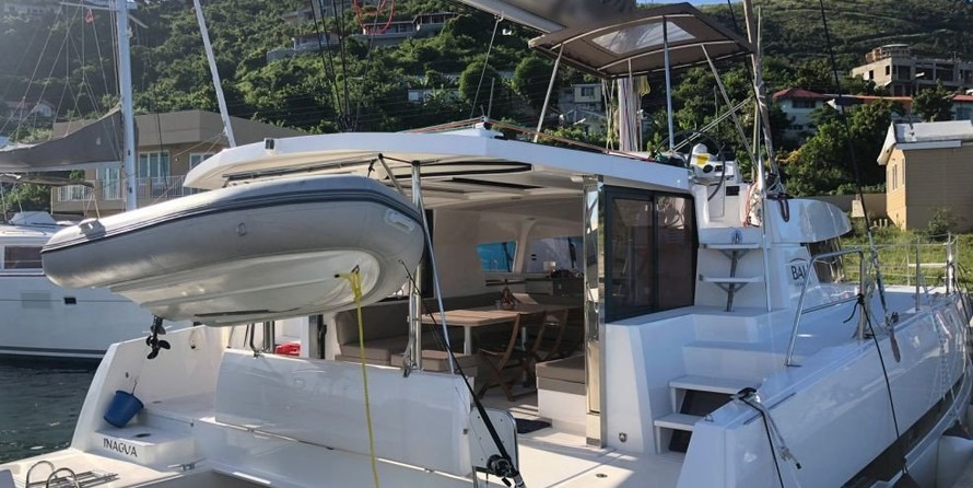 Bali catamarans 4.0 lounge