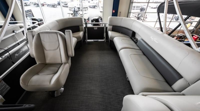 Sunchaser Boats Geneva Cruise 20 LR DH