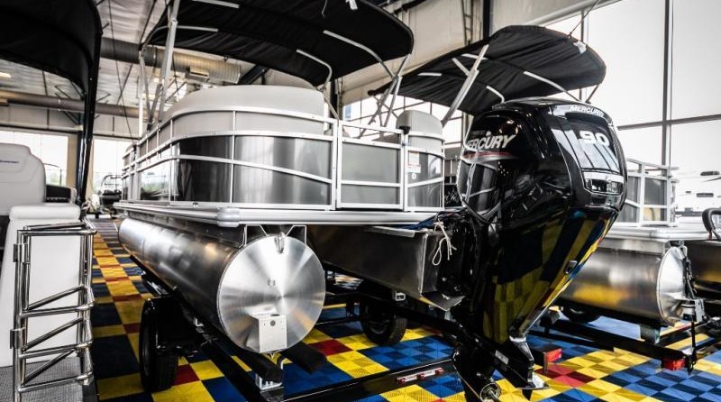 Sunchaser Boats Geneva Cruise 20 LR DH