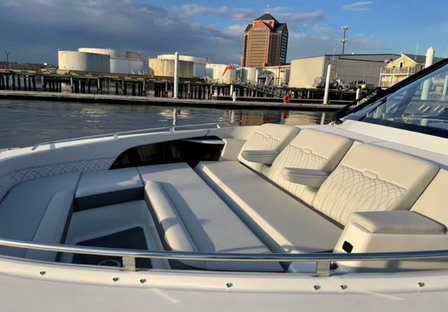 Sea Ray 370 Sundancer