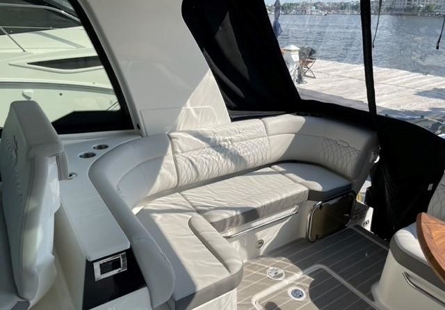 Sea Ray 370 Sundancer