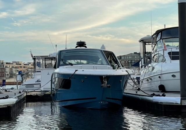 Sea Ray 370 Sundancer