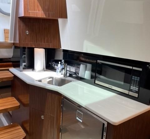 Sea Ray 370 Sundancer